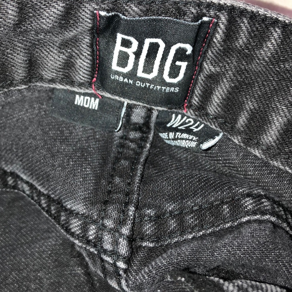 urban bdg washed black mom jeans - Picture 2 of 2